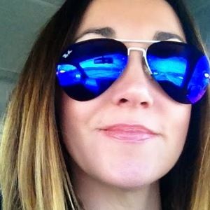 Meet your Posher, Sally